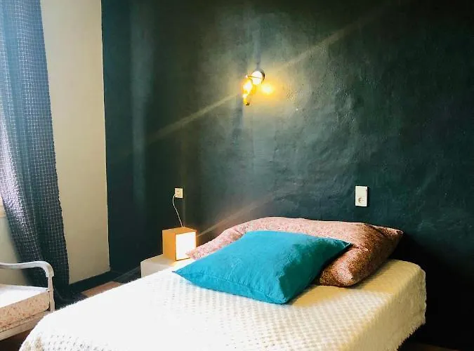 Saint -armand * Salles (Gironde)